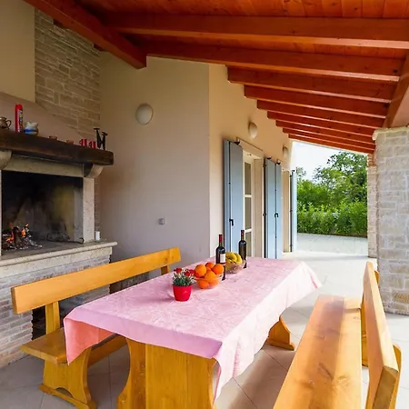 Azura Tatil Evi Hreljići