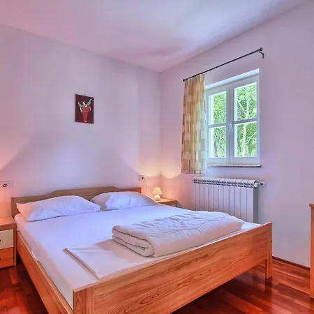 Tatil Evi Azura Hreljići