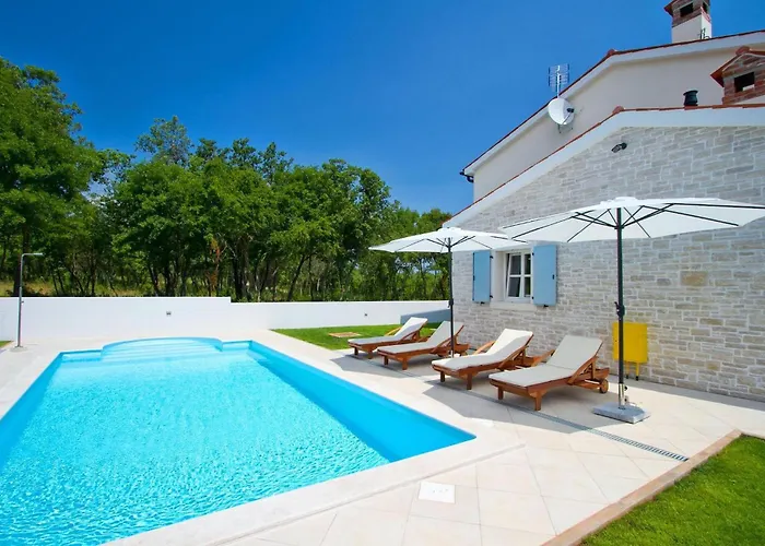 Holiday home Azura Hreljici